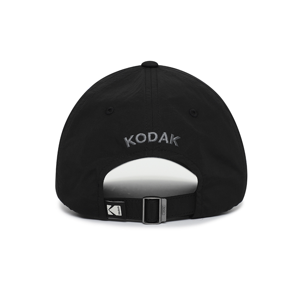 スクエアロゴナイロンリラックスフィットボールキャップ【ブラック】