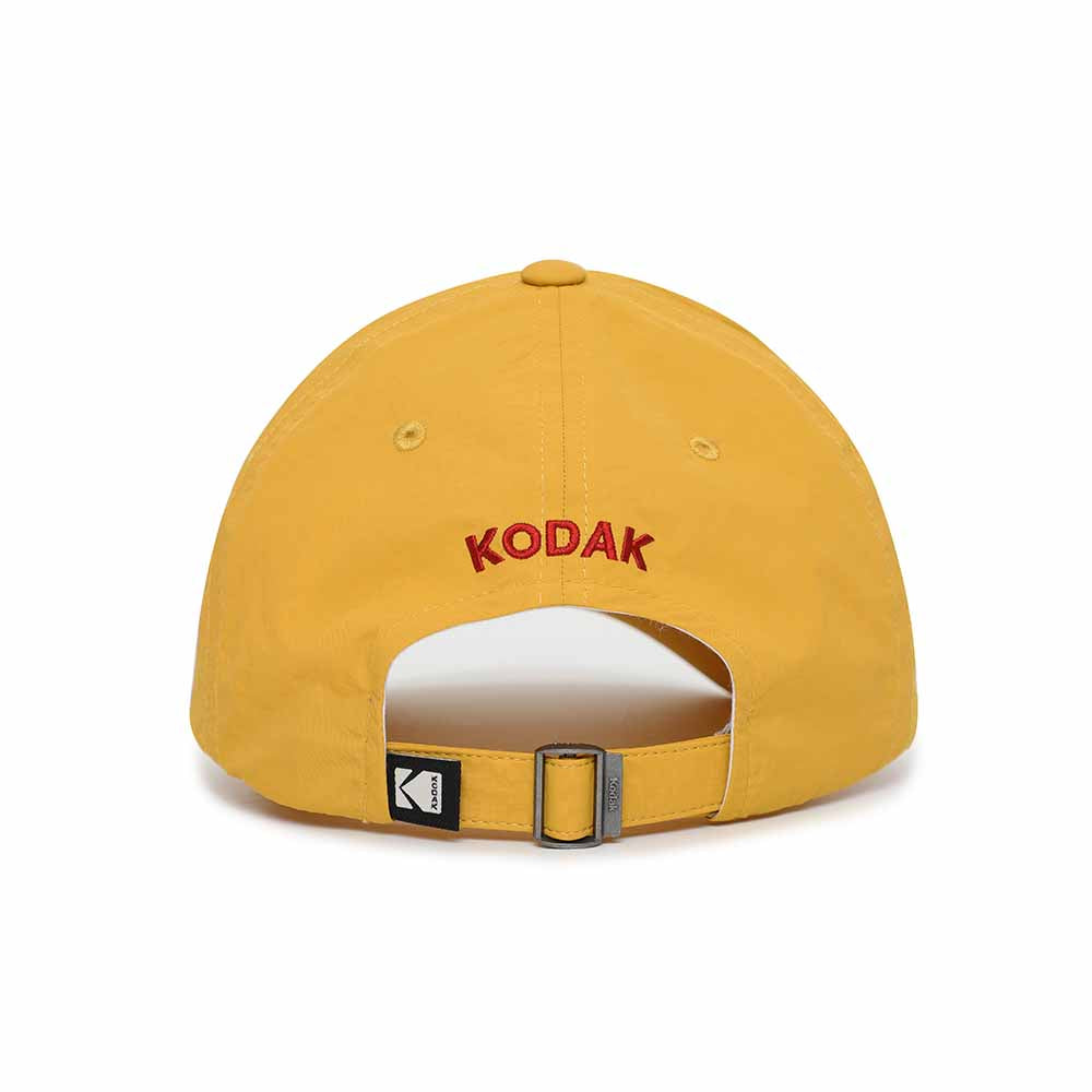 スクエアロゴナイロンリラックスフィットボールキャップ【アイボリー】