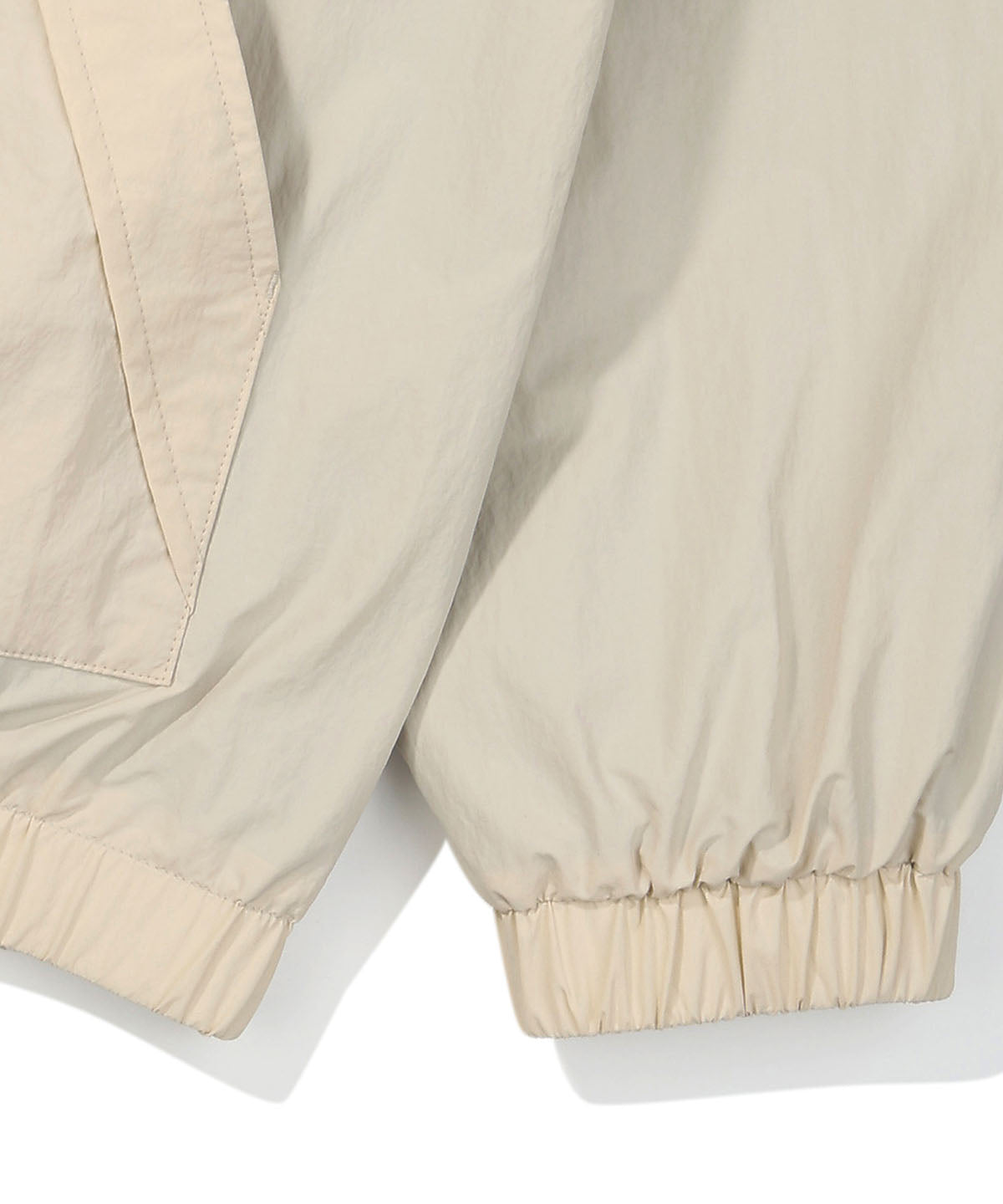 カラーブロックビッグロゴラインドジャケット【アイボリー】