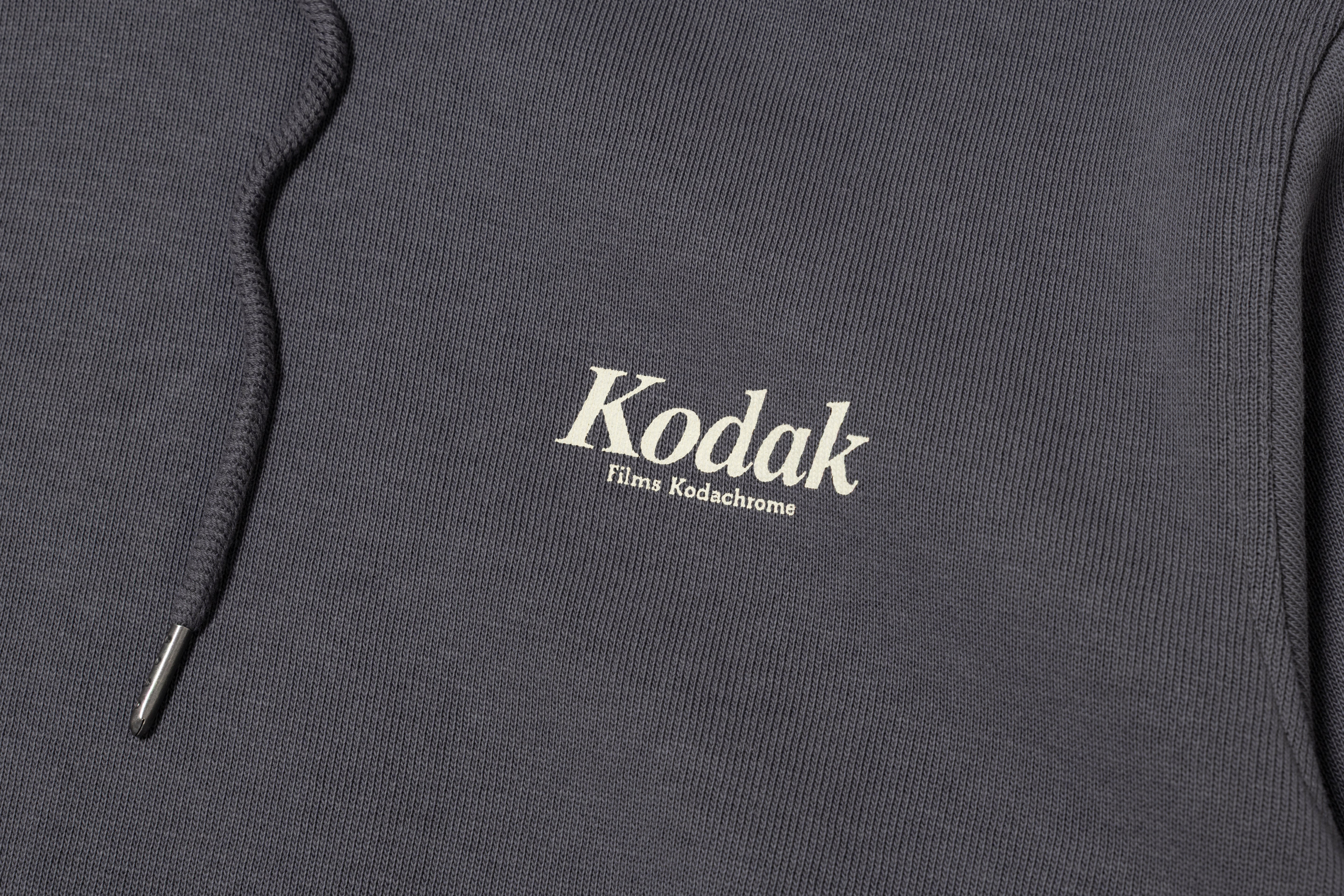 グラフィックフーディ【チャコール】