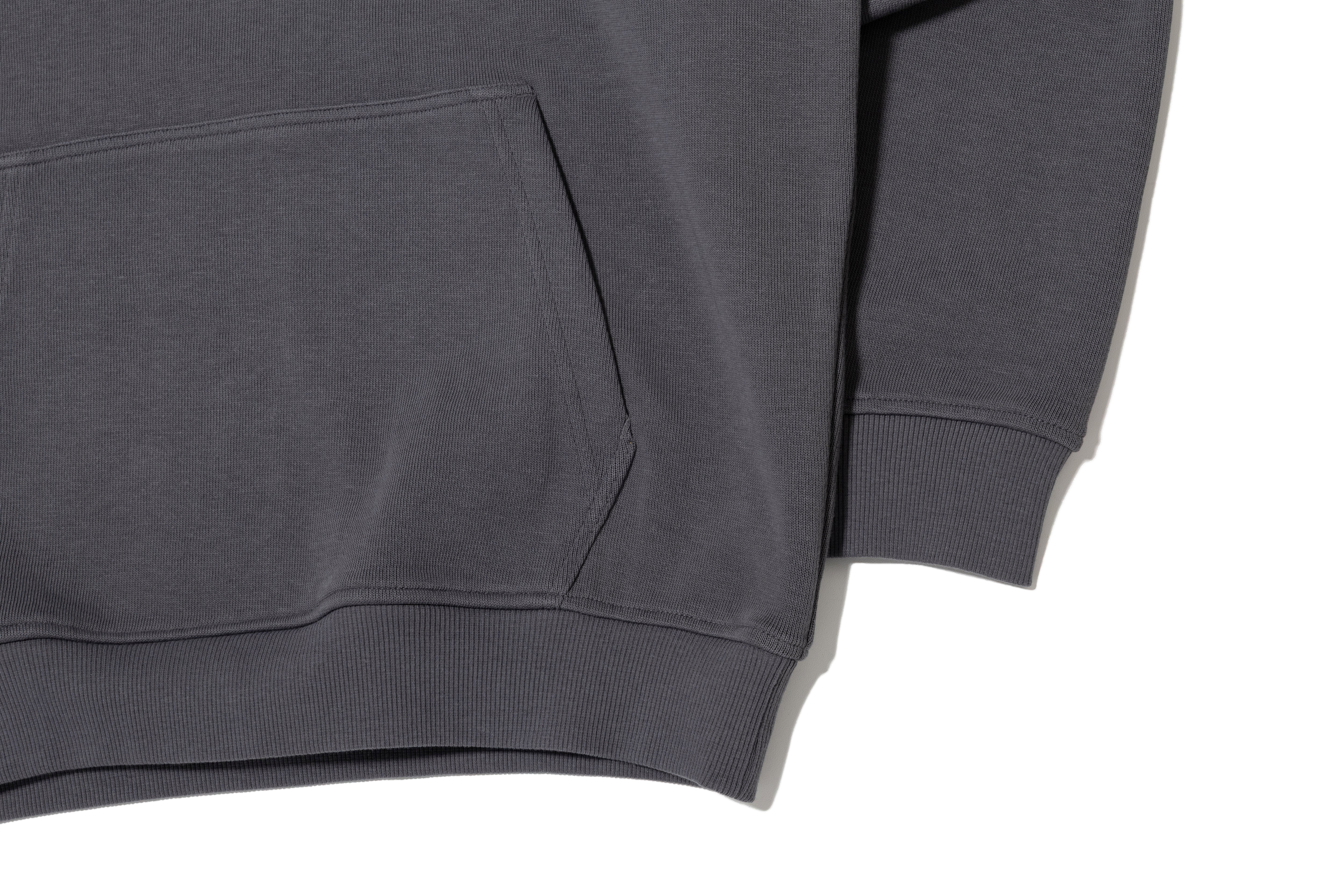 グラフィックフーディ【チャコール】