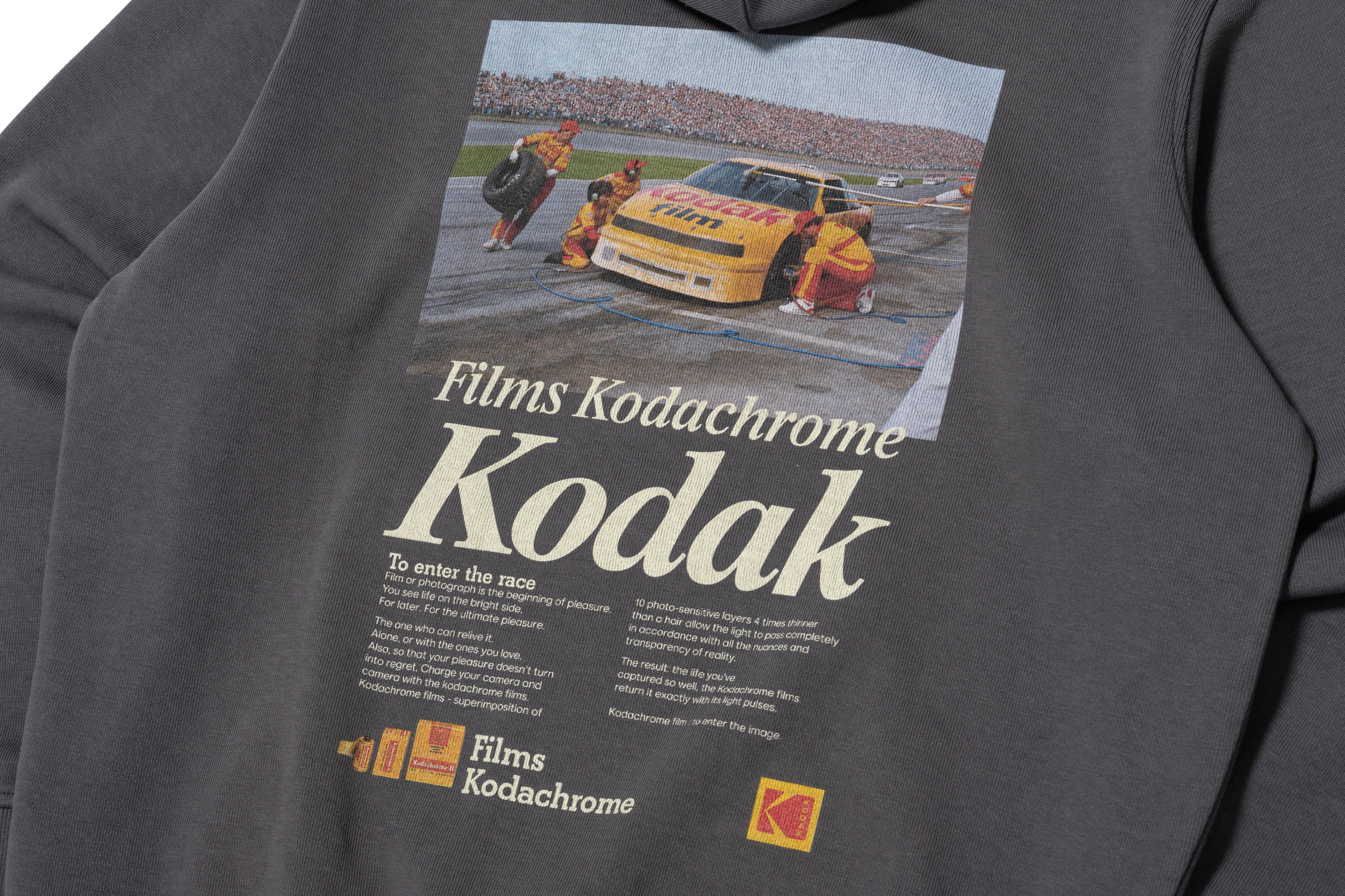 グラフィックフーディ【イエロー】