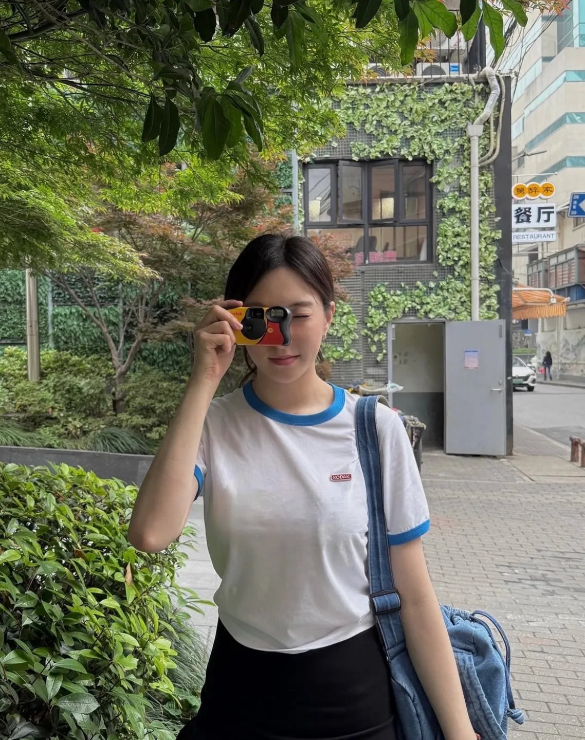 (WOMEN) ブリーズポップビッググラフィックショートスリーブ Tシャツ【チャコール】