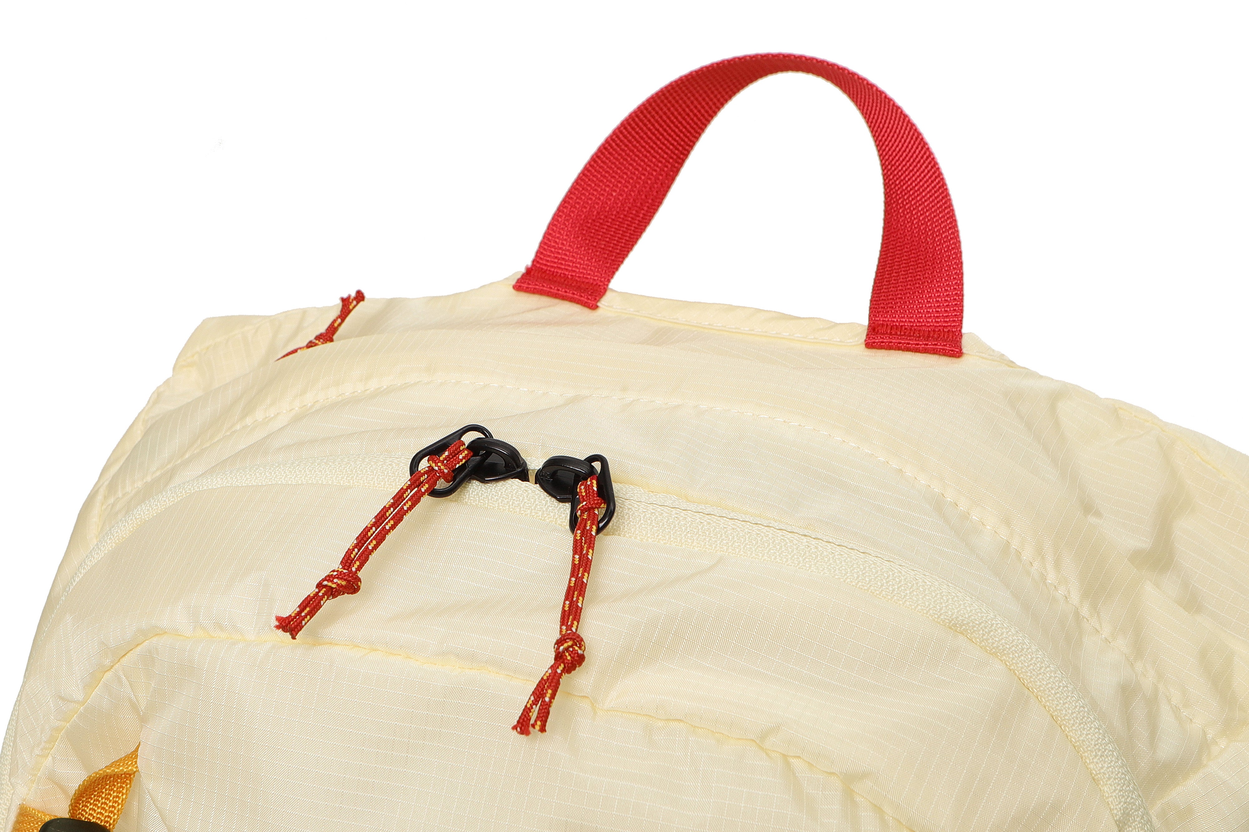 カラーラマルートバックパック(21L)【アイボリー】