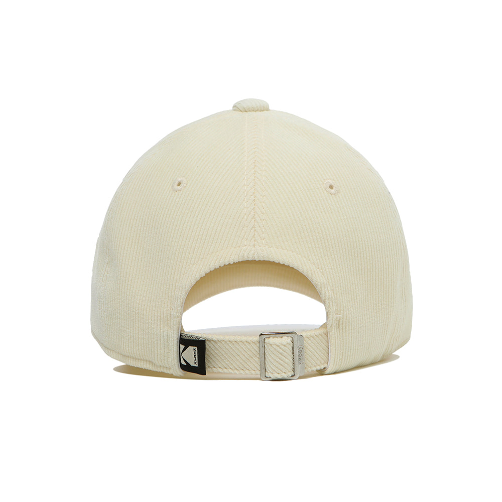シグネスチャーフィットコーデュロイボールキャップ【ブラック】