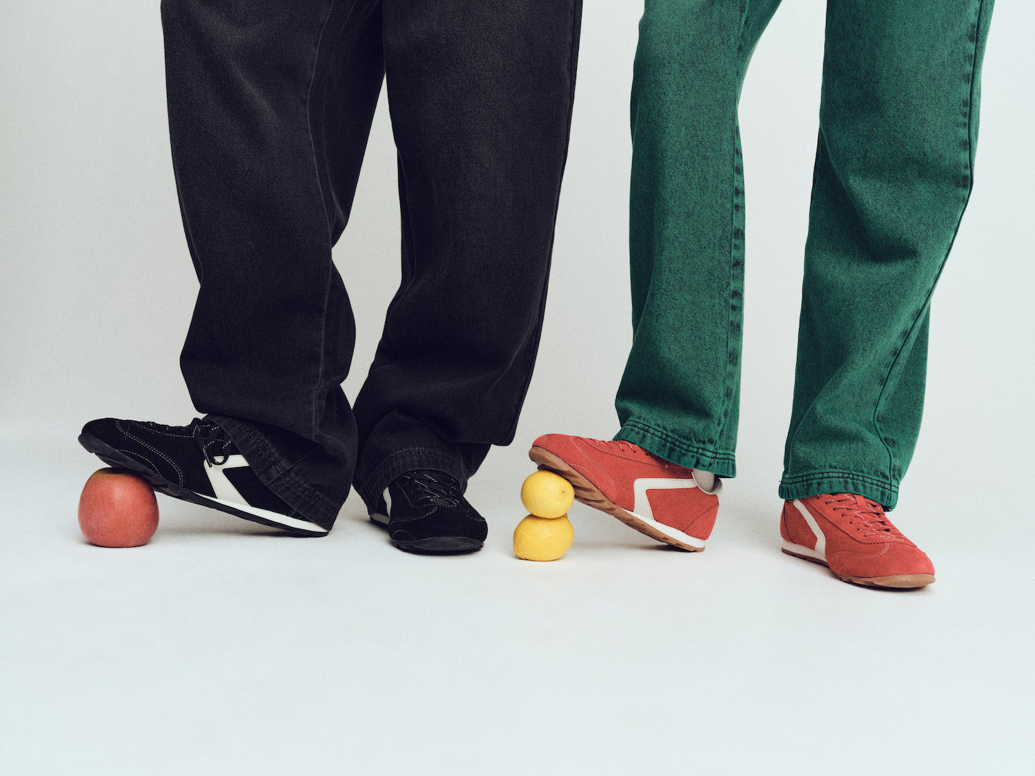 RGB スニーカー【レッド】