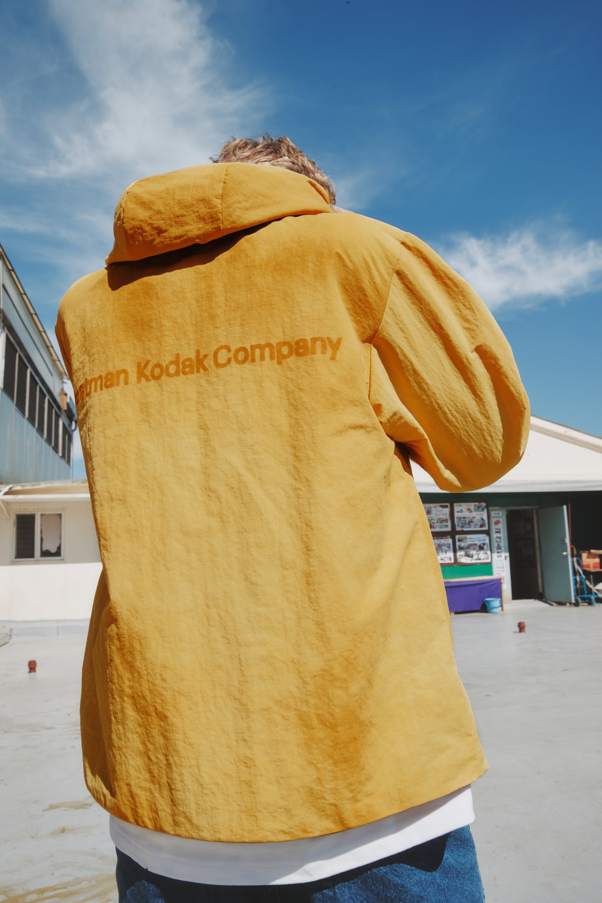 コダカリーダイドフーディジャケット【イエロー】