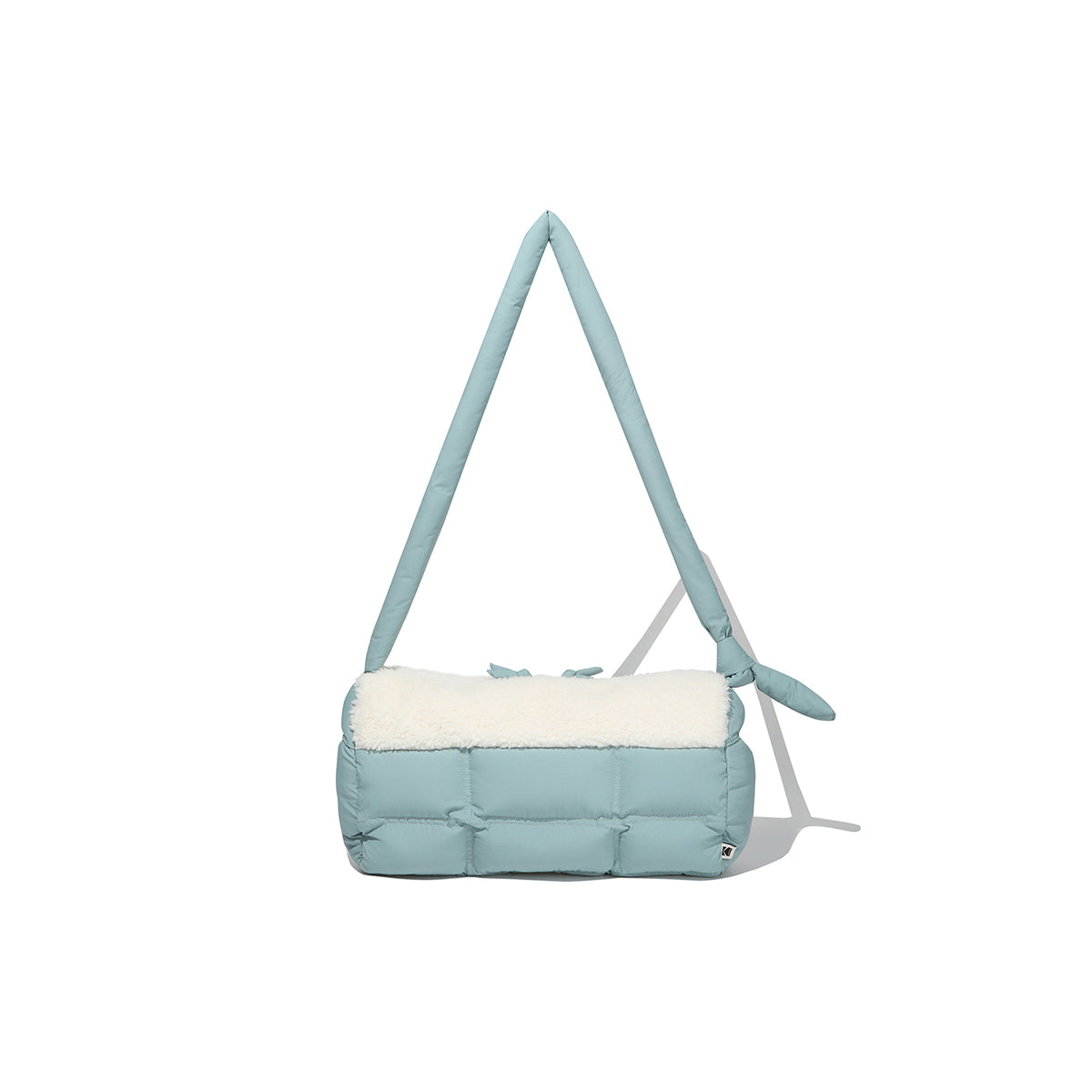 キルテッドラージクロスバッグ【アイボリー】