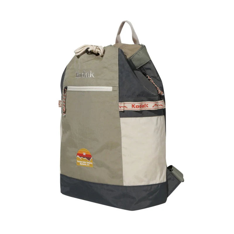 ハーディストリングバケットバックパック (15L)【カーキ】