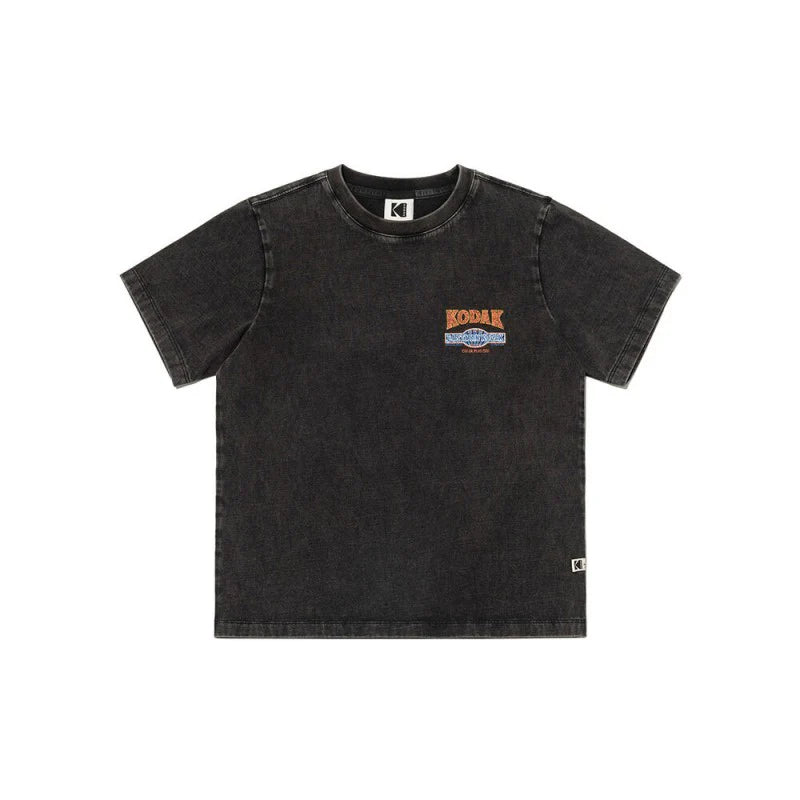(WOMEN) スノーウォッシュグラフィックショートスリーブTシャツ【アイボリー】